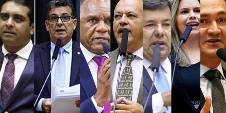 No total, sete parlamentares de Pernambuco ajudaram a oposição a protocolar o requerimento na Câmara.