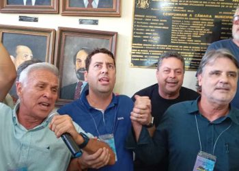 Raul Herny é reeleito presidente do MDB pernambucano - Foto: Genival Paparazzi