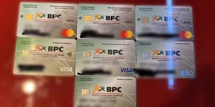 Trio é preso por fraude de R$ 11 milhões no INSS com uso de idosos fantasmas