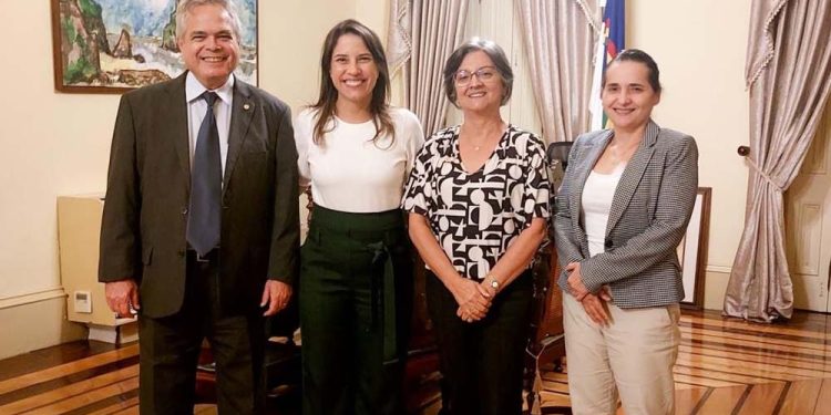 José Roberto de Souza, Raquel Lyra, Maria do Socorro Cavalcanti e Mauricélia Montenegro (esq. p/ dir.)