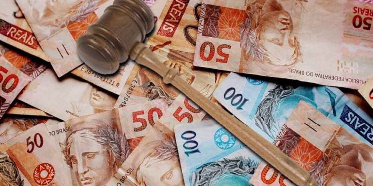 Pagamentos retroativos a juízes se baseiam em norma contestada no STF