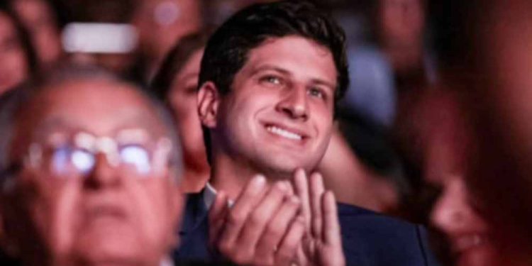 Erro em postagem de João Campos afasta empresário João Carlos Paes Mendonça