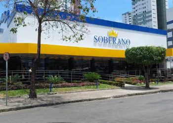 Cliente acusa supermercado de violência após pagamento via Pix não ser reconhecido