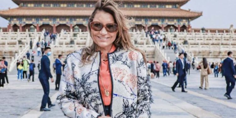 Janja durante visita à Cidade Proibida em Pequim, na China.