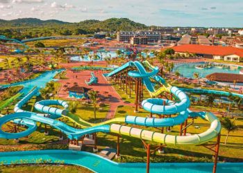 Parque Acquaventura estreia com fraturas e investigação do MP em Pernambuco