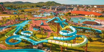 Parque Acquaventura estreia com fraturas e investigação do MP em Pernambuco