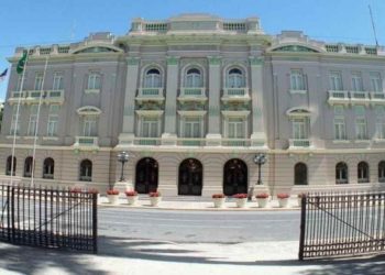 Falta de transparência nos gastos do roadshow internacional da Empetur