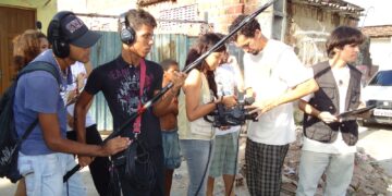 ONG é referência na formação profissional em audiovisual desde 2006.