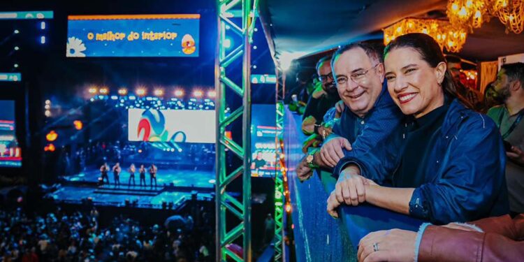 Prefeito Zeca Cavalcanti e a governadora Raquel Lyra - Foto: Janaína Pepeu/Secom