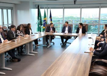 Encontro ocorre uma semana após visita ao Oriente Médio