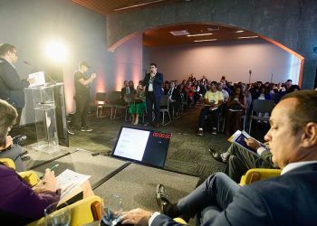 Seminário Facto 2025 debate liberdade de expressão e os rumos do Brasil no Recife