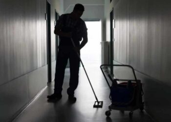 Moradora é condenada a pagar R$ 10 mil por injúria racial contra zelador em Recife