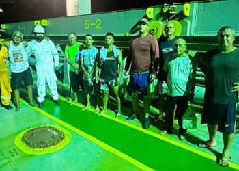 Tribulação foi resgatada com vida. Foto: Marinha do Brasil/Divulgação