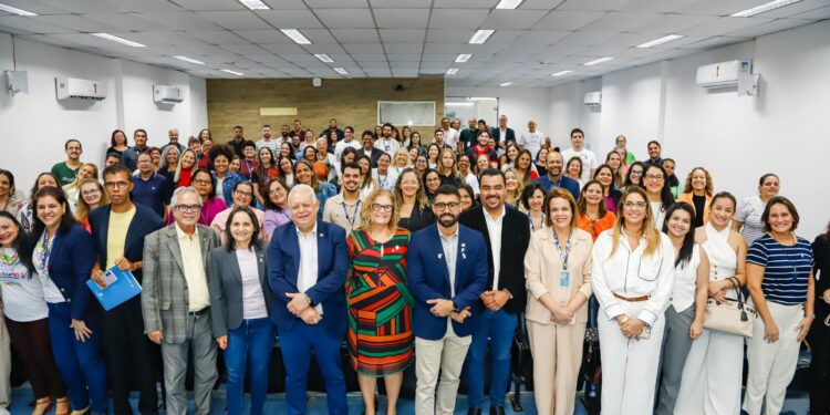 O curso começou nesta quinta-feira (31/07).