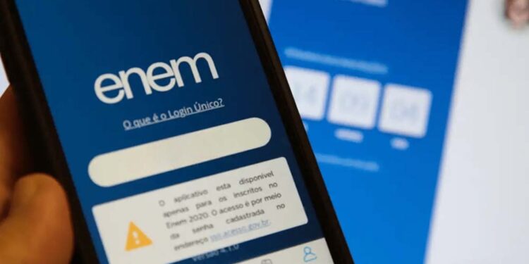 PF desmantela quadrilha que criou sites falsos para inscrição no Enem 2024