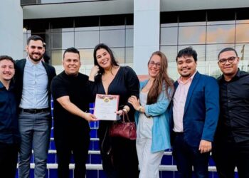 Caio Lira, Luiz Francisco, Aldemberg Faustino, Gabrielle Almeida, Stéphannie Laet, Caio Omena e Alexsandro Marques (Da esq. p/ dir.)