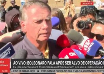 Bolsonaro é investigado pela PF e enfrenta restrições após permanecer em embaixada da Hungria