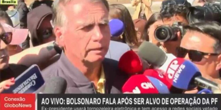Bolsonaro é investigado pela PF e enfrenta restrições após permanecer em embaixada da Hungria
