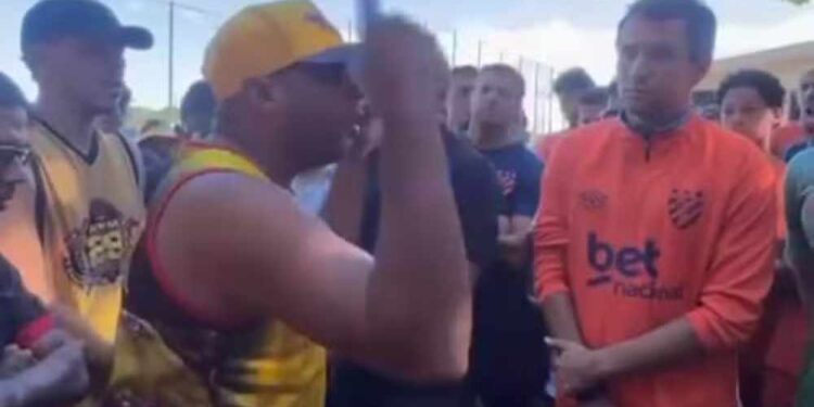 Organizada do Sport cobra elenco e Pablo