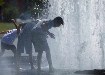 Europa sofre com altas temperaturas