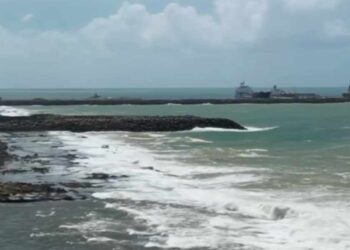 Perigos da navegação na barra do Rio Ipojuca: