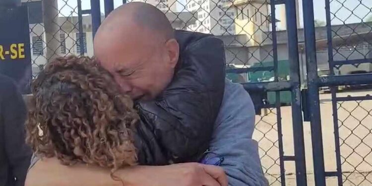 Homem é preso por engano em SP após erro de grafia em nome de denunciado na BA