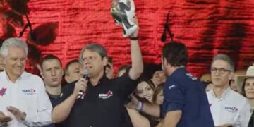 Tarcísio afirmou que o ex-presidente lhe "abriu portas"