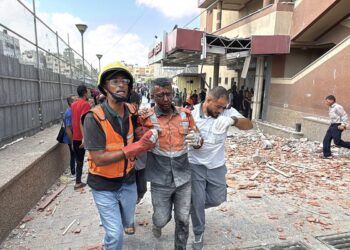 As pessoas foram mortas em um ataque israelense ao Hospital Nasser