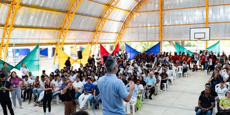 Estado entregará mais 35 outras quadras até dezembro