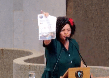 O discurso foi nesta segunda-feira (11), na tribuna da Alepe.