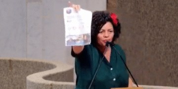 O discurso foi nesta segunda-feira (11), na tribuna da Alepe.