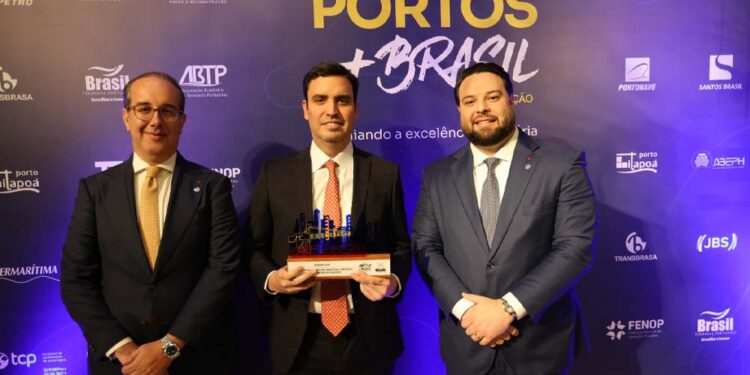 Alexandre Cardoso, Armando Monteiro Bisneto e João Vitor (Da esq. p/ dir.)