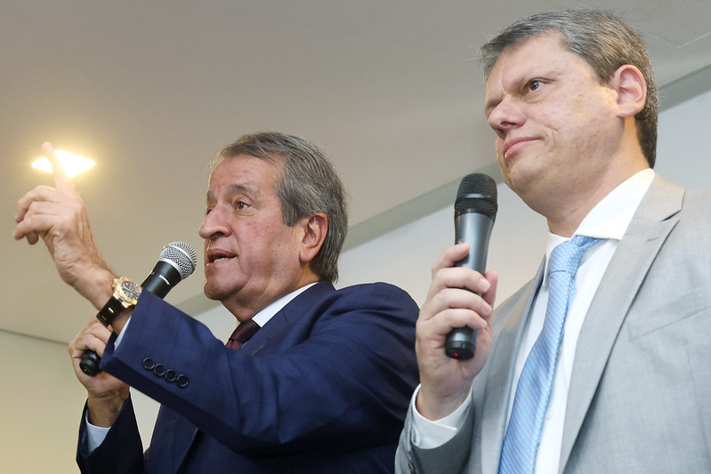 Admissão de golpe por Valdemar abala articulação de Tarcísio por anistia