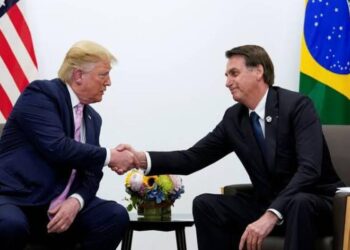 Donald Trump e Jair Bolsonaro (PL)