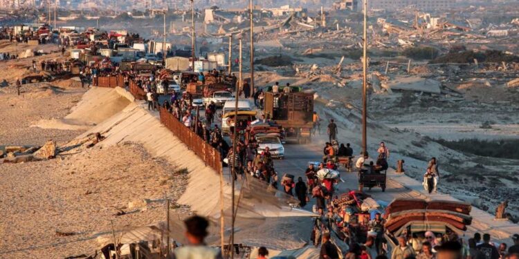 Carros, caminhões e carroças, foram utilizados para transporte