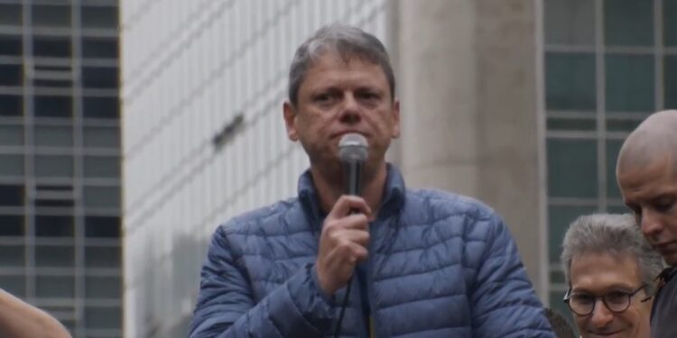 Tarcísio de Freitas,
Governador de São Paulo (Republicanos)