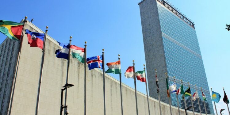 Sede da Organização das Nações Unidas está localizada em Nova Iorque, Estados Unidos.