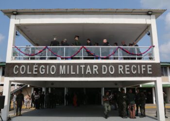 Colégio Militar do Recife (CMR), na Zona Oeste da capital.