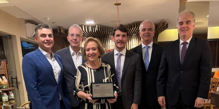 Rodolfo Cavalcanti, Sílvio Pessoa Júnior, Dona Teresita, Rafael Amorim, Frederico Carvalho, e Marcos Carvalho (esq. p. dir.)