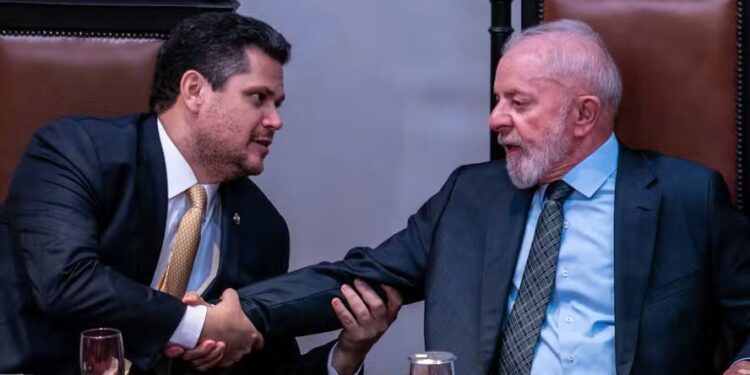 Davi Alcolumbre (União Brasil), Luiz Inácio Lula da Silva (PT)