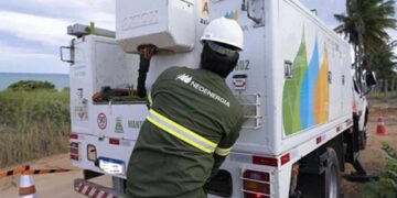 Renovação da concessão da Neoenergia até 2060 gera insatisfação entre clientes em PE