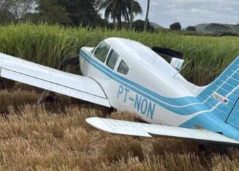 Prefeito de João Pessoa e equipe saem ilesos após pouso de emergência na Paraíba