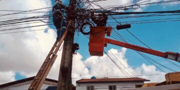 Provedores de internet denunciam cortes de cabos e cobranças abusivas pela Neoenergia