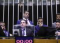 'PEC da Blindagem' enxuta avança em troca de derrota da anistia a Bolsonaro