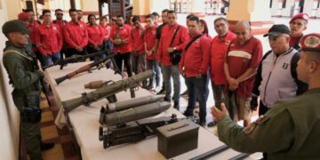 Maduro convoca reservistas para treinamento de tiro em meio a tensão com os EUA