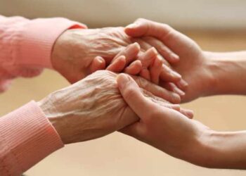 MPPE investiga Prefeitura do Recife por omissão no acolhimento de idosos e fila de espera por vagas