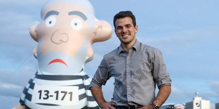 Empresário Vinícius Aquino  é criador do Pixuleco