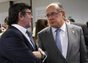 Os ministros do STF, Luiz Fux e Gilmar Mendes.