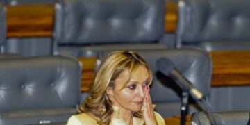 A prescrição extingue todos os efeitos penais da condenação