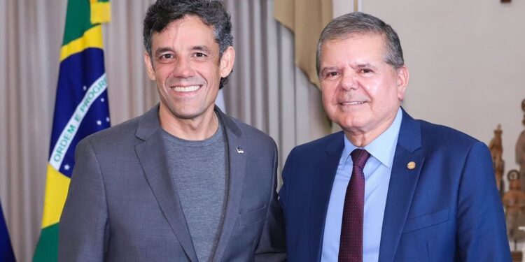 Daniel Coelho e Ricardo Paes Barreto (esq. p/ dir.)